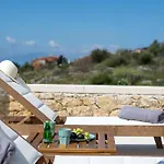 Lumare - An Icon Above The Sea *